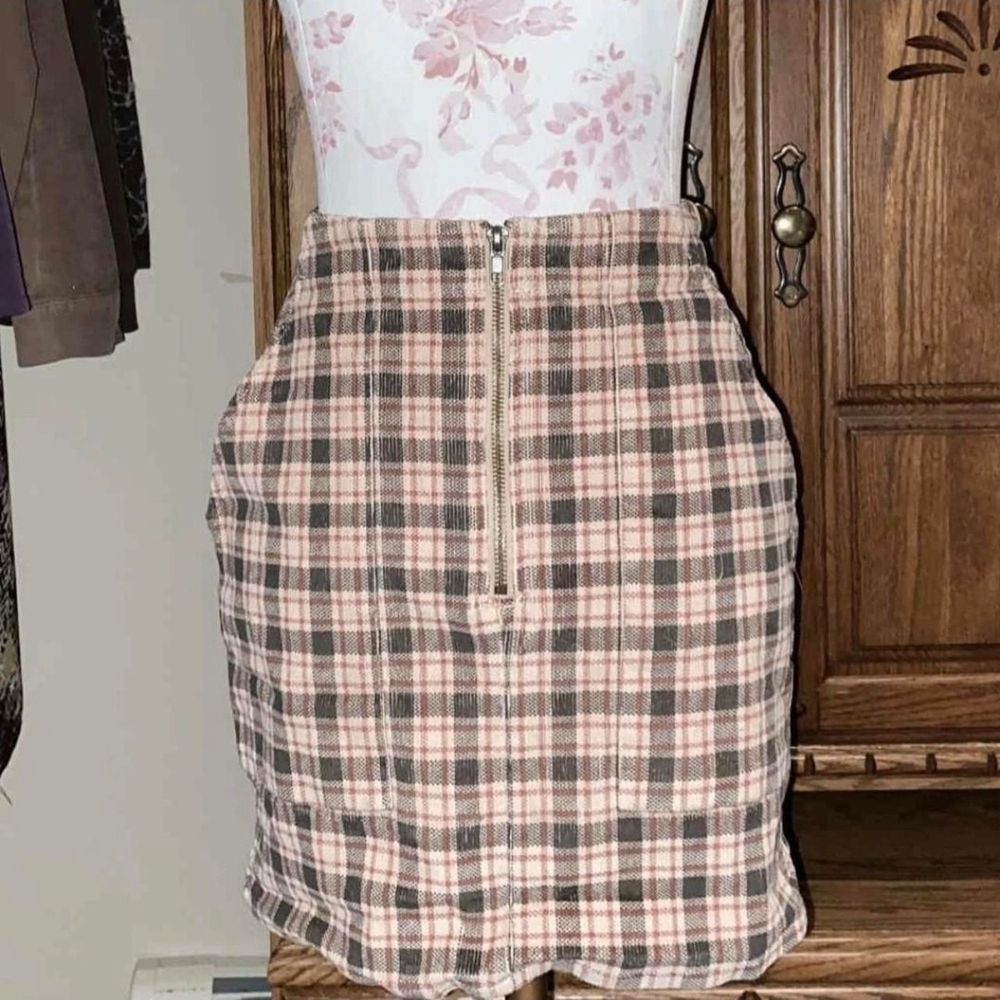 Wild Fable Checkered Pencil Skirt in Pink and Brown